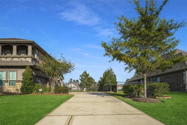 $845,000 | 20120 West Hachita Circle, Spring, TX 77379