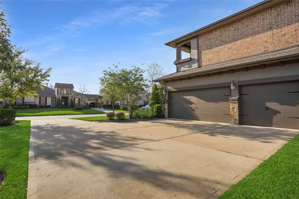 $845,000 | 20120 West Hachita Circle, Spring, TX 77379