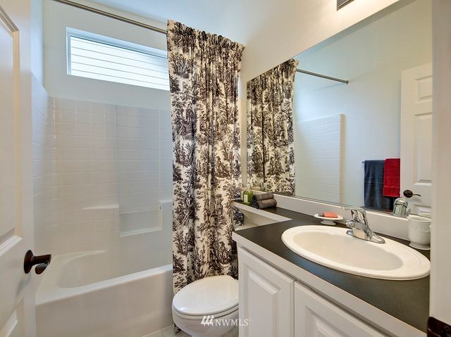 $445,000 | 23039 Northeast 130th Street, Redmond, WA 98053