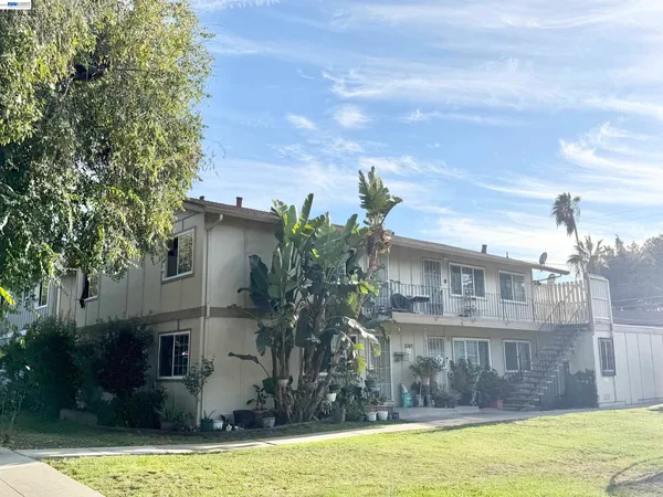 $1,849,000 | 5747 Almaden Road, San Jose, CA 95118
