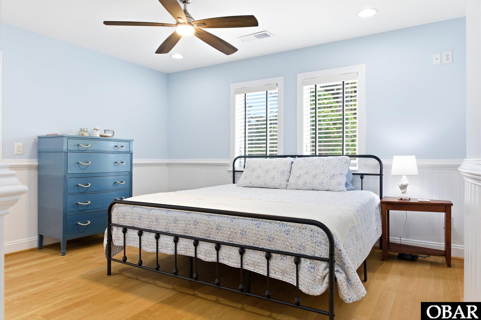 1044 Martins Point Road, Unit 11 Kitty Hawk, NC 27949 - Photo 24 of 50 Bedrm #2 w/EnSuite Bath