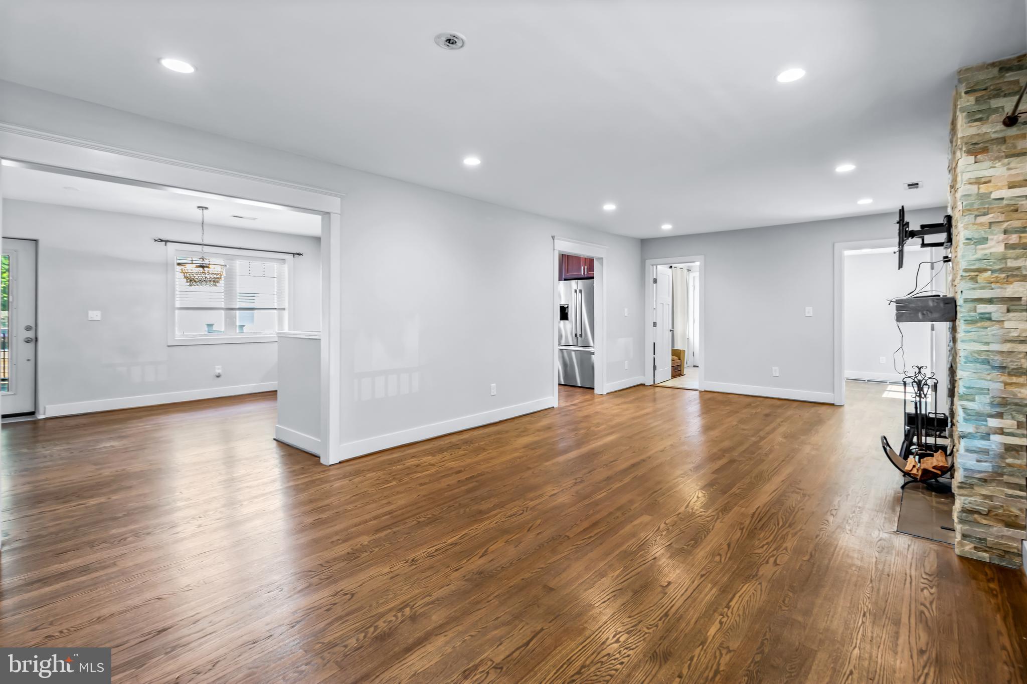 7516 Glenriddle Road Bethesda, MD 20817 - Photo 11 of 42