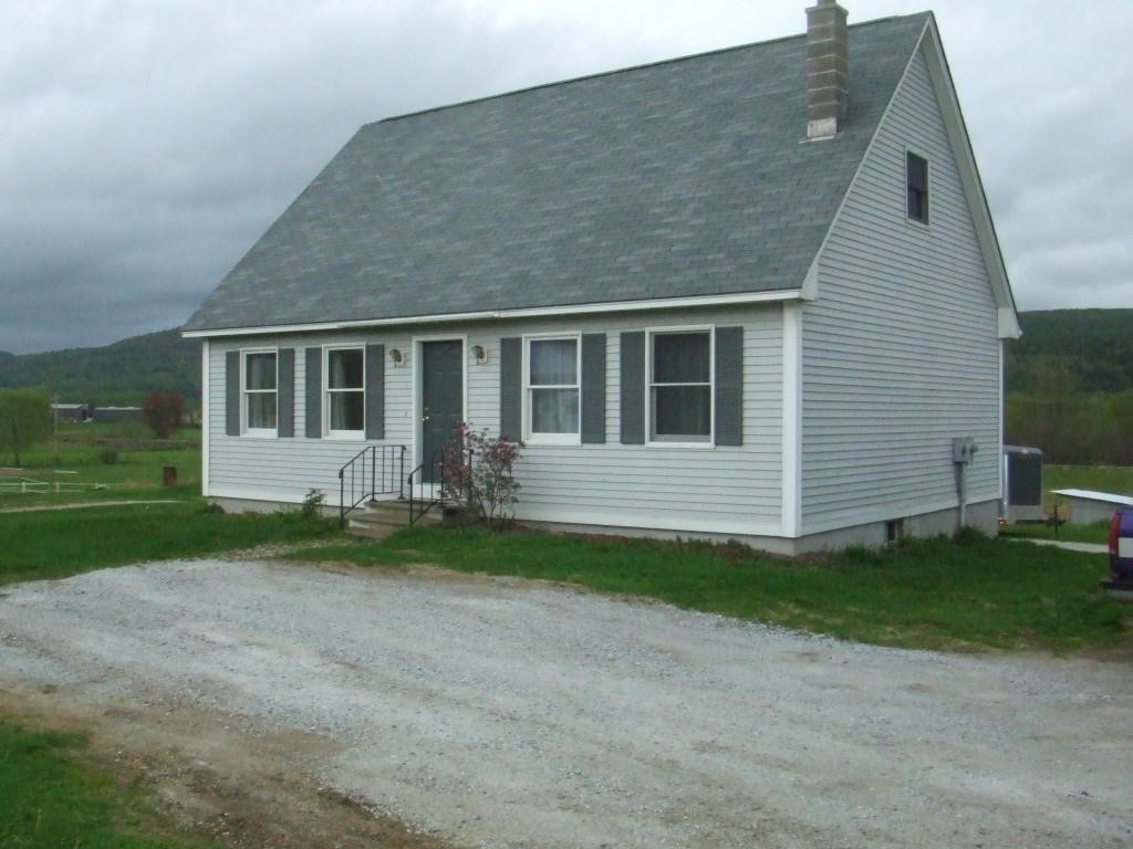 3085 Middle Road Clarendon, VT 05759 - Photo 1 of 13