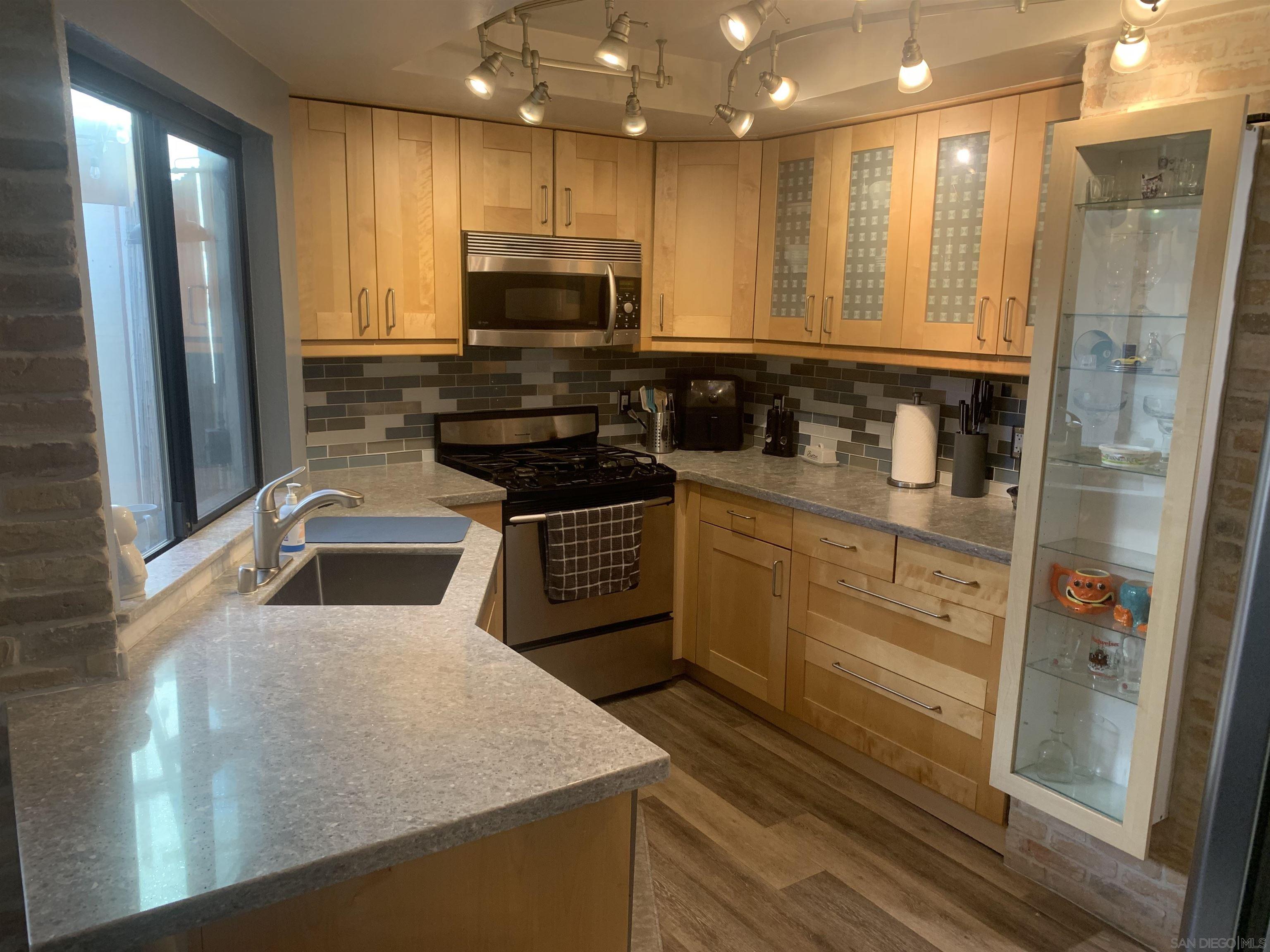 8365 Broadway, Unit 18 Lemon Grove, CA 91945 - Photo 1 of 16