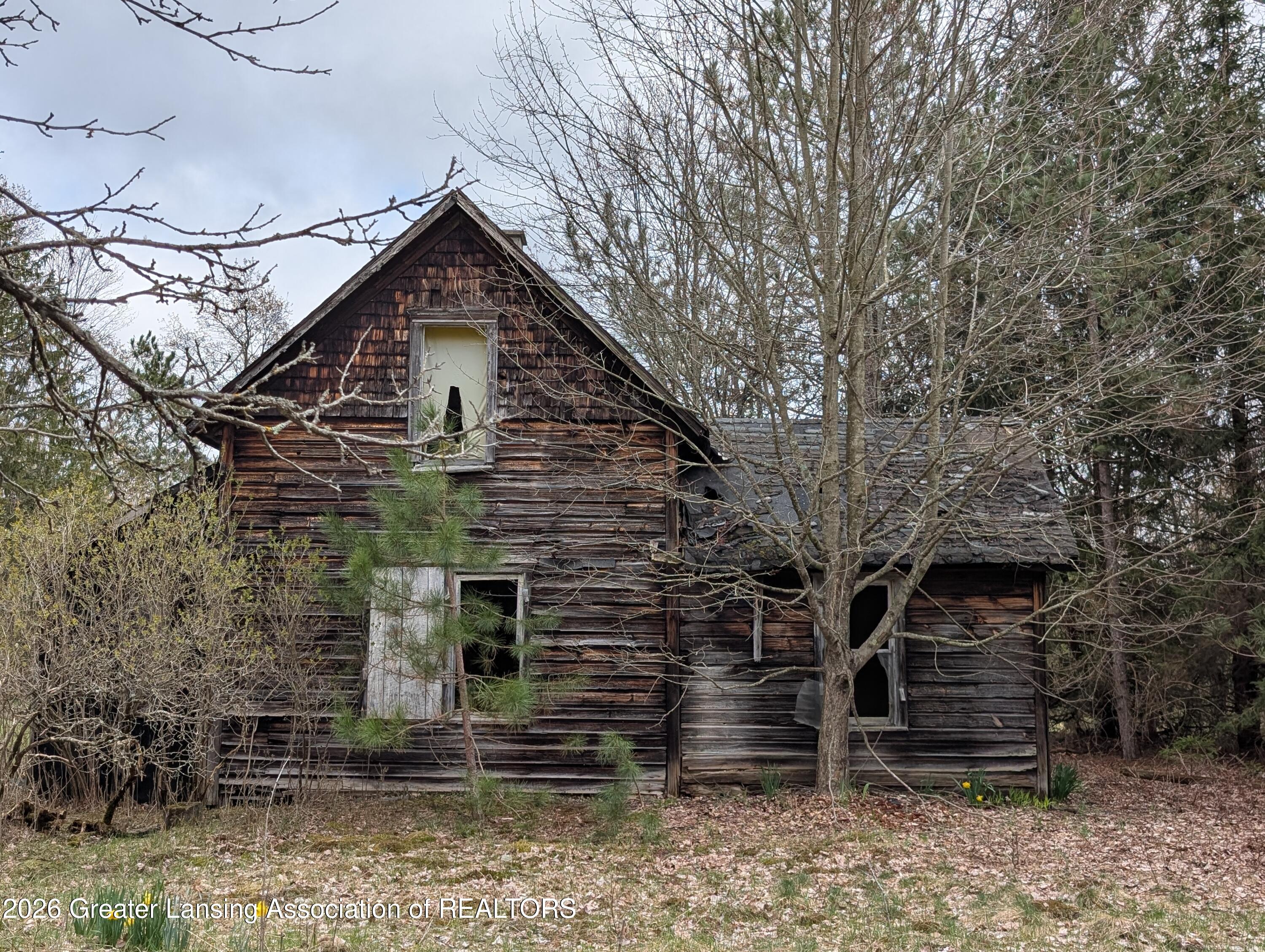 15744 Creamery Road Kaleva, MI 49645 - Photo 8 of 17 PXL_20250502_175301241