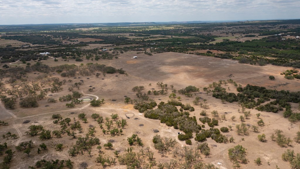 369 Gold-Schaefer Road Fredericksburg, TX 78624 - Photo 13 of 20