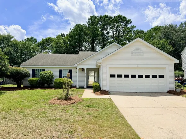 $3,950 | 2004 Presidio Drive, Mount Pleasant, SC 29466