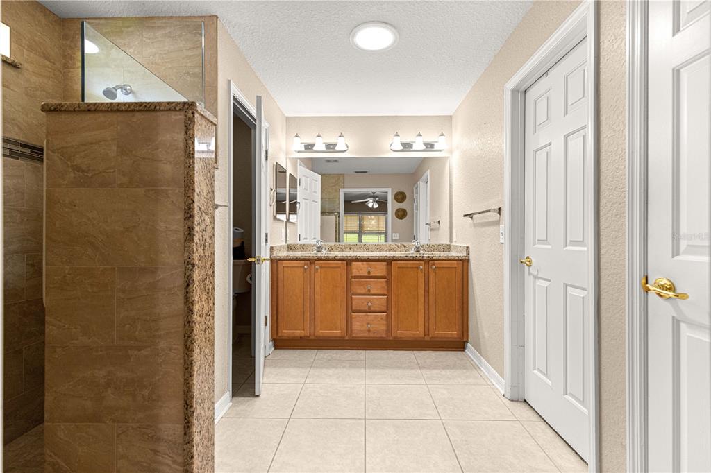 12643 Southeast 97th Terrace Road Summerfield, FL 34491 - Photo 16 of 53