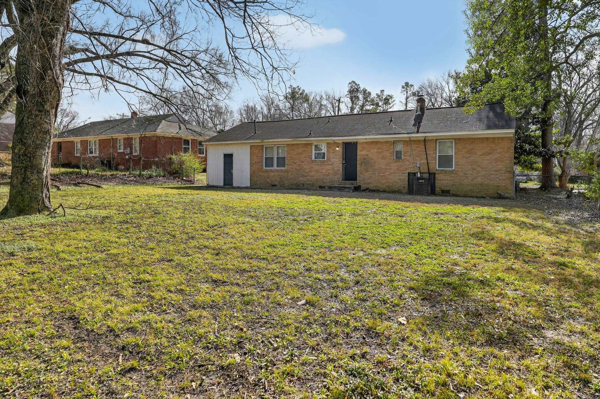 2144 St Elmo Avenue Memphis, TN 38127 - Photo 25 of 31 a house view with a garden space
