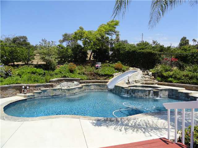 1687 Lone Oak Road Vista, CA 92084 - Photo 7 of 25 Gallery Image 7
