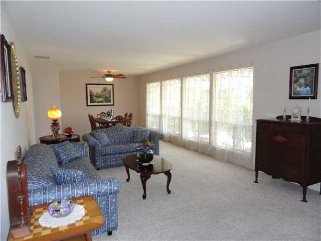 1687 Lone Oak Road Vista, CA 92084 - Photo 8 of 25 Gallery Image 8