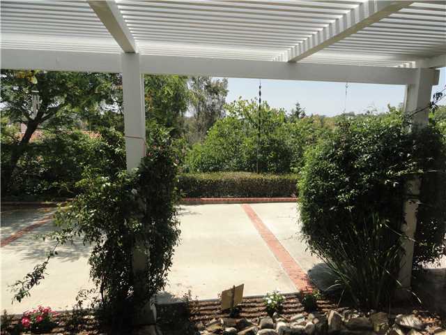1687 Lone Oak Road Vista, CA 92084 - Photo 10 of 25 Gallery Image 10