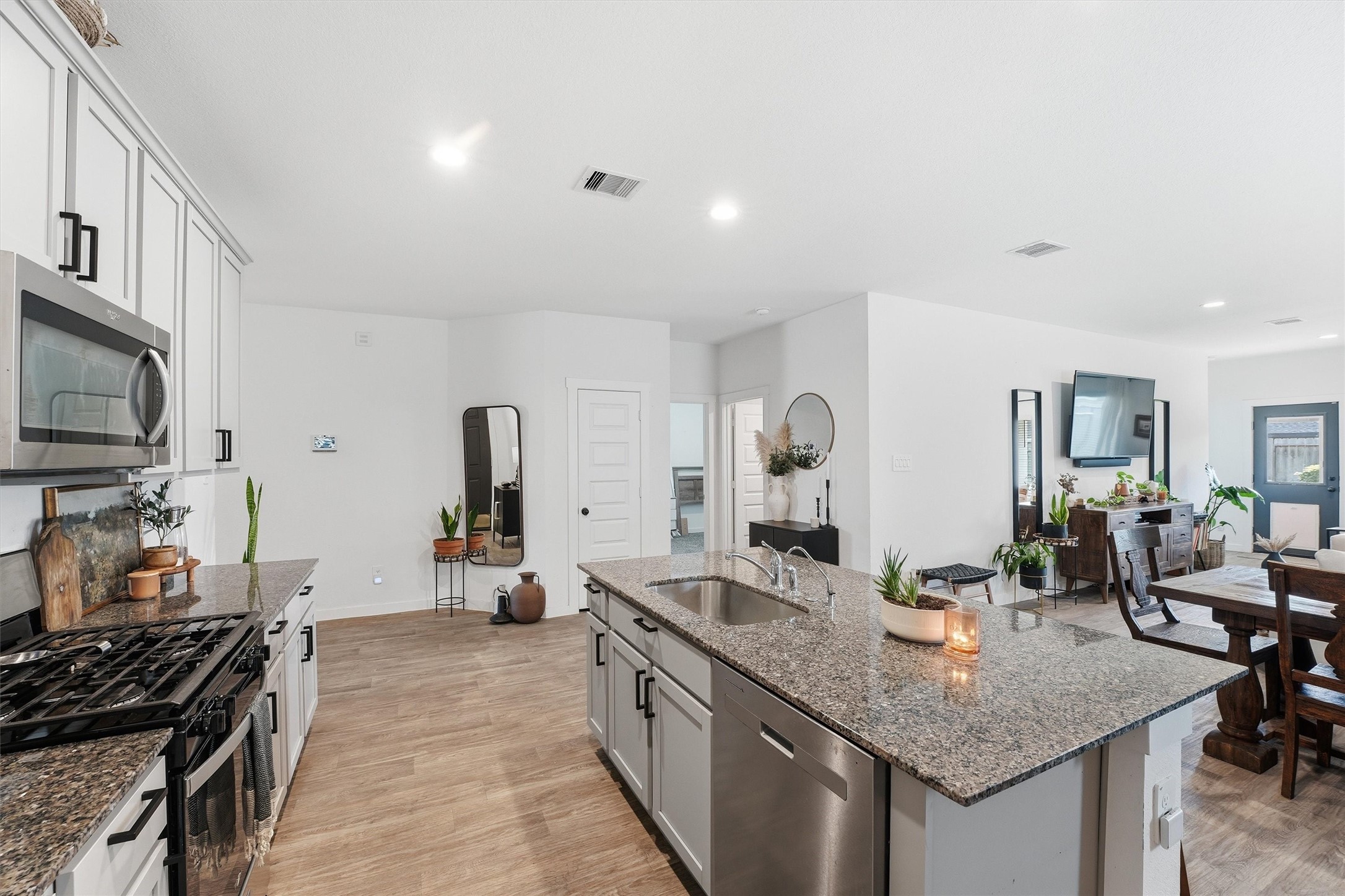 3815 Haydon Rdg Lane Fulshear, TX 77441 - Photo 5 of 33 Another view of the entertainers kitchen