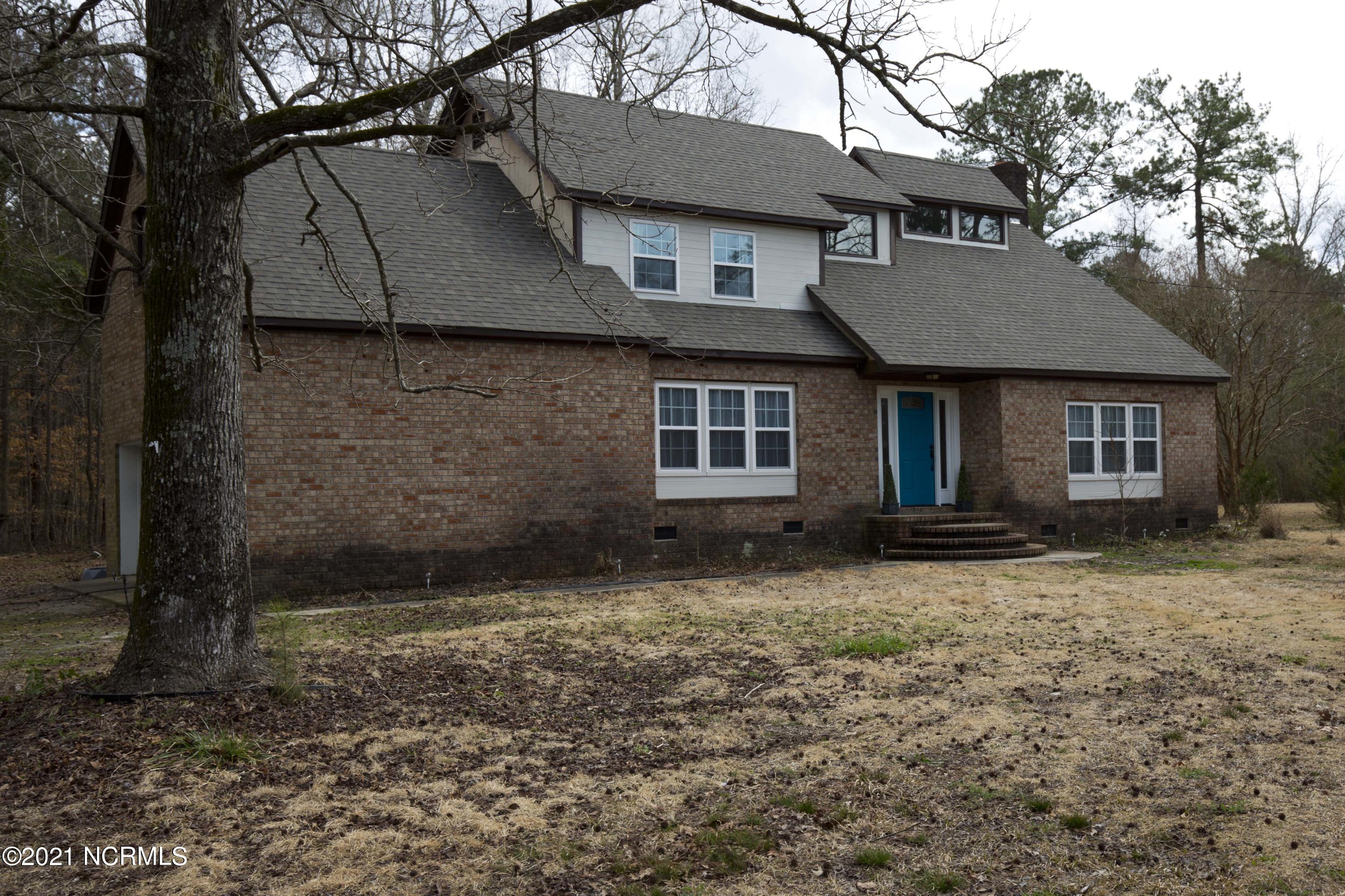 206 Hyman Road New Bern, NC 28562 - Photo 1 of 38 Front View
