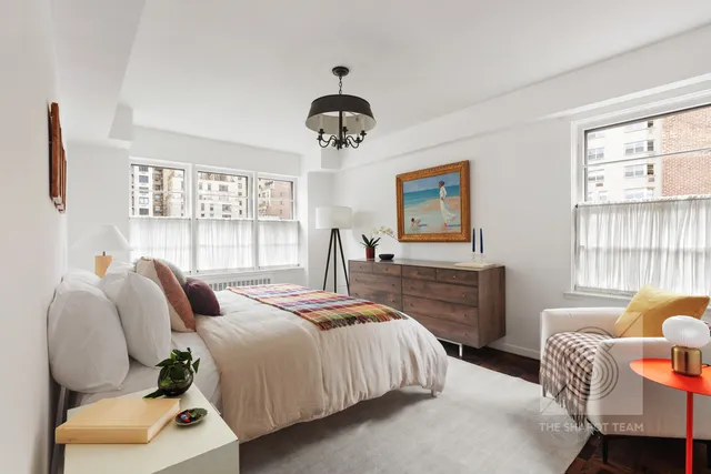 $575,000 | 120 East 36th Street, Unit 9A | Murray Hill