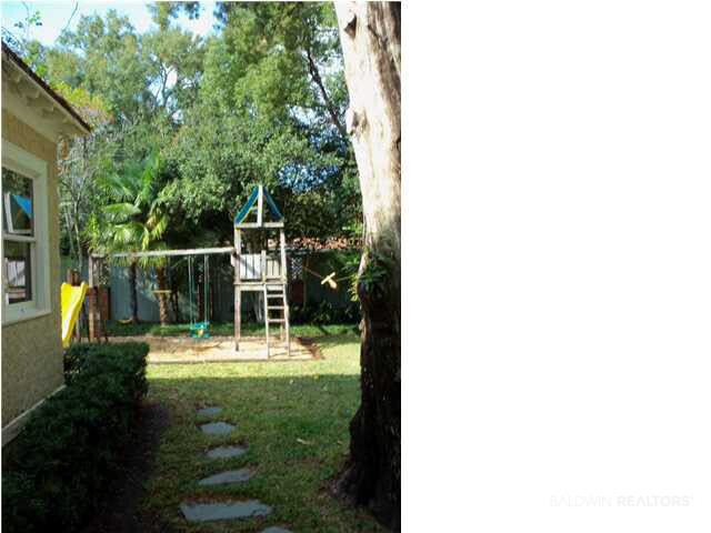 111 Levert Avenue Mobile, AL 36607 - Photo 22 of 24