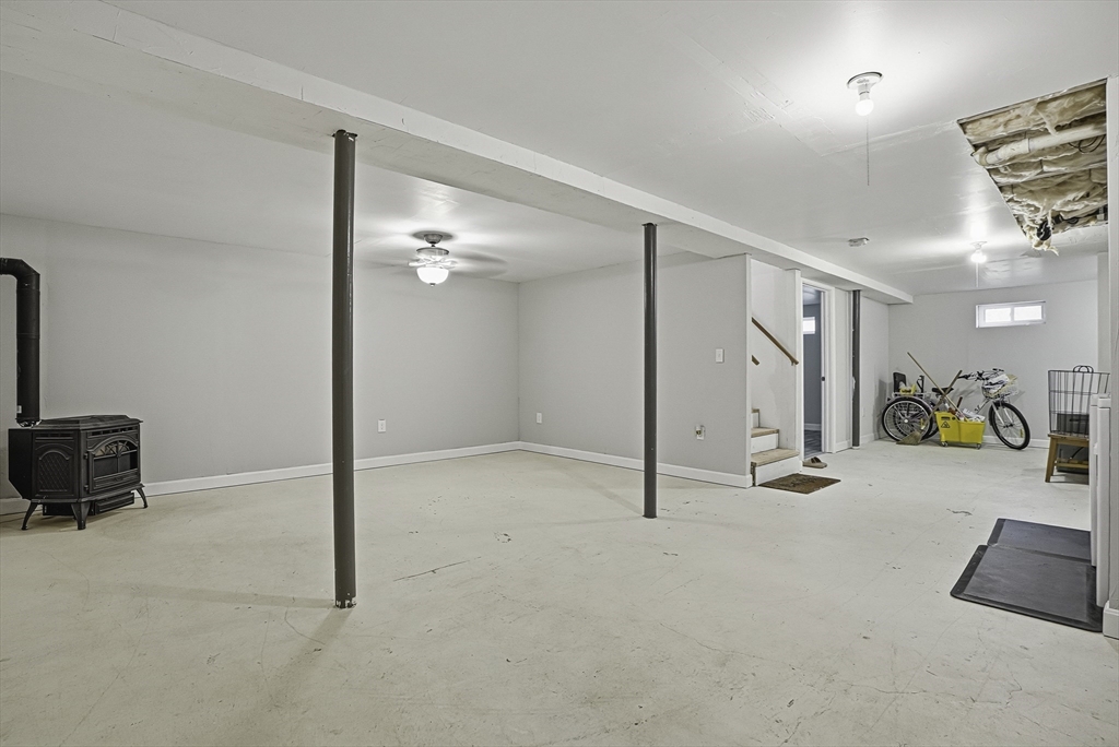7 Dudley Road Oxford, MA 01540 - Photo 24 of 34 Gallery Image 24