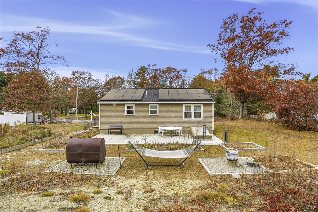 7 Dudley Road Oxford, MA 01540 - Photo 4 of 34 Gallery Image 4