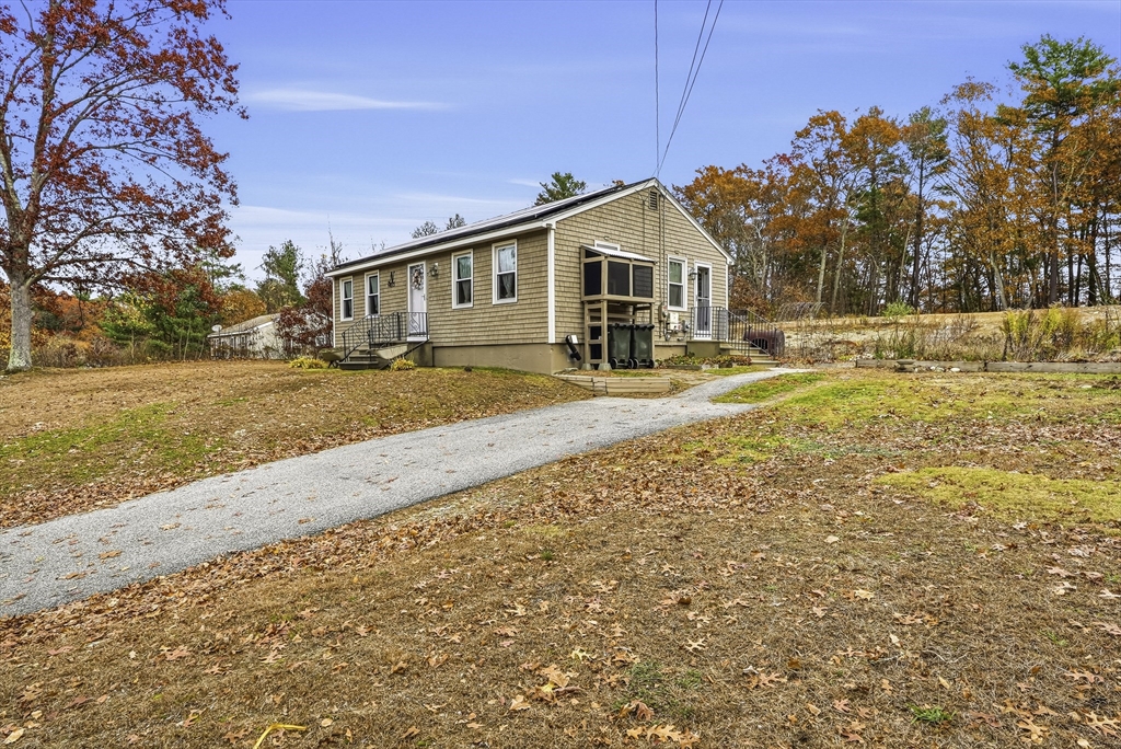 7 Dudley Road Oxford, MA 01540 - Photo 5 of 34 Gallery Image 5
