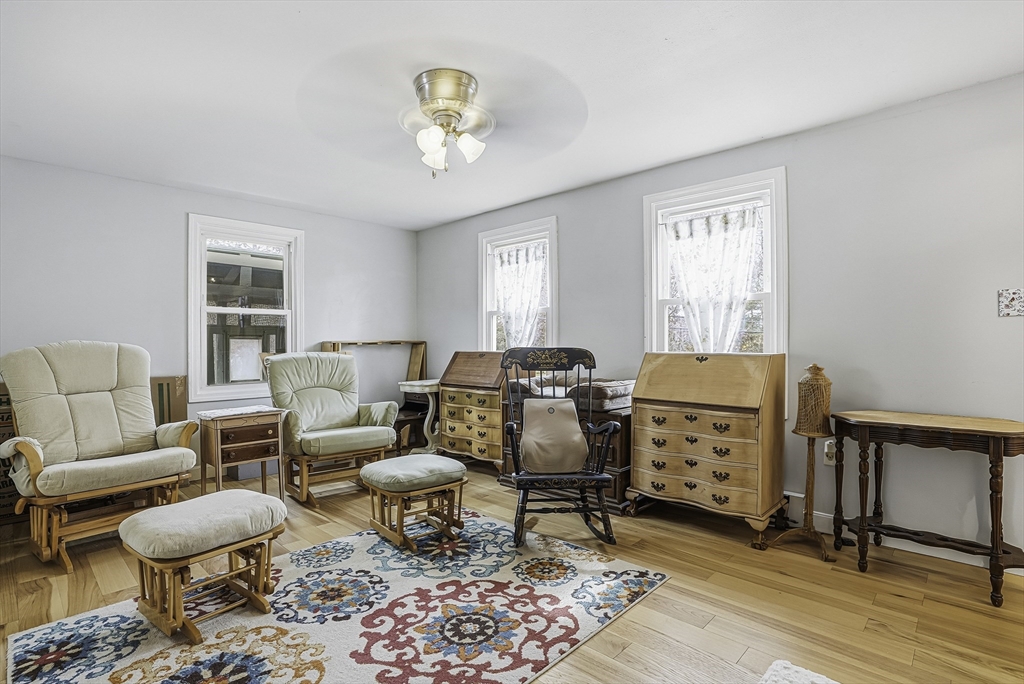7 Dudley Road Oxford, MA 01540 - Photo 6 of 34 Gallery Image 6