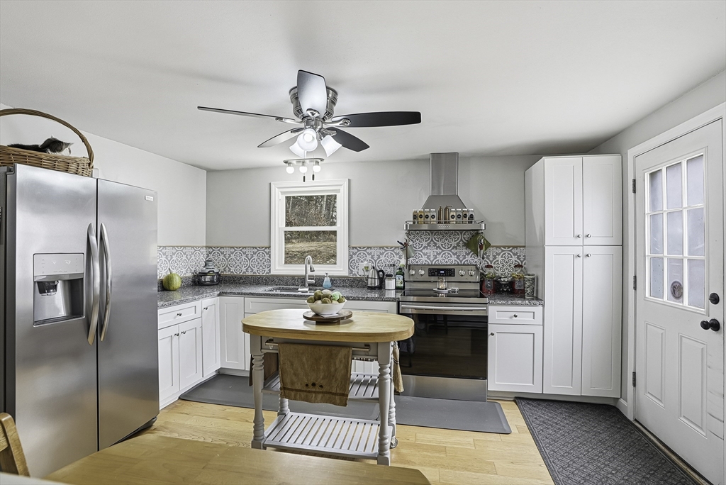7 Dudley Road Oxford, MA 01540 - Photo 9 of 34 Gallery Image 9