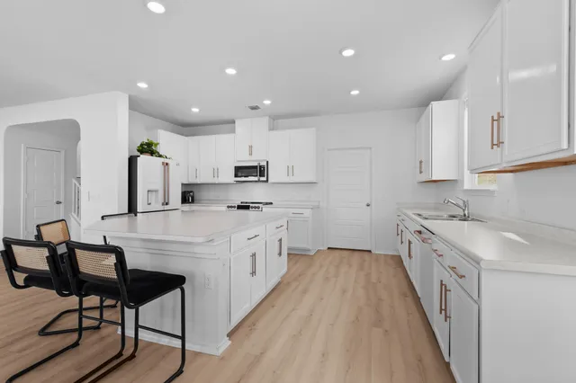 $2,100 | 4712 Pear Light Rd Manor, Manor, TX 78653