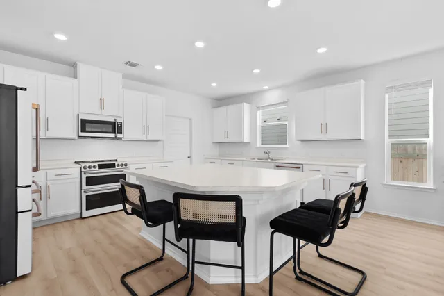 $2,100 | 4712 Pear Light Rd Manor, Manor, TX 78653