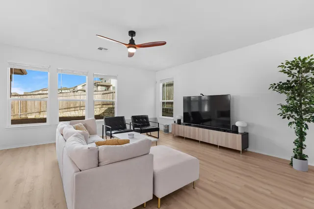 $2,100 | 4712 Pear Light Rd Manor, Manor, TX 78653