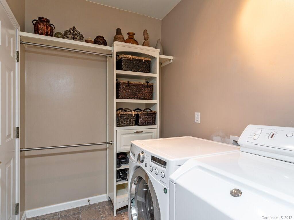 253 Hyde Park Lane Fort Mill, SC 29708 - Photo 20 of 26 a utility room with dryer and washer