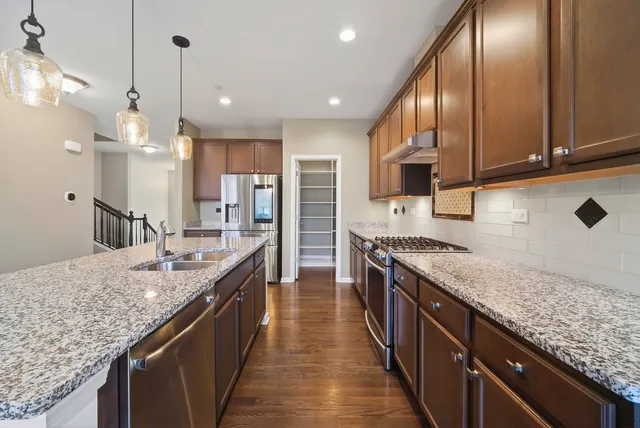 $615,000 | 1437 North Charles Avenue, Naperville, IL 60563