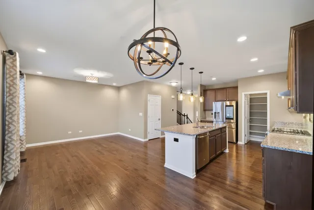 $615,000 | 1437 North Charles Avenue, Naperville, IL 60563