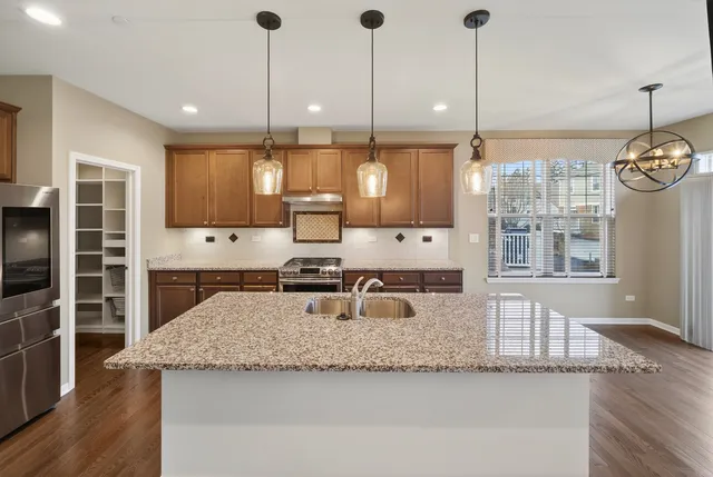 $615,000 | 1437 North Charles Avenue, Naperville, IL 60563