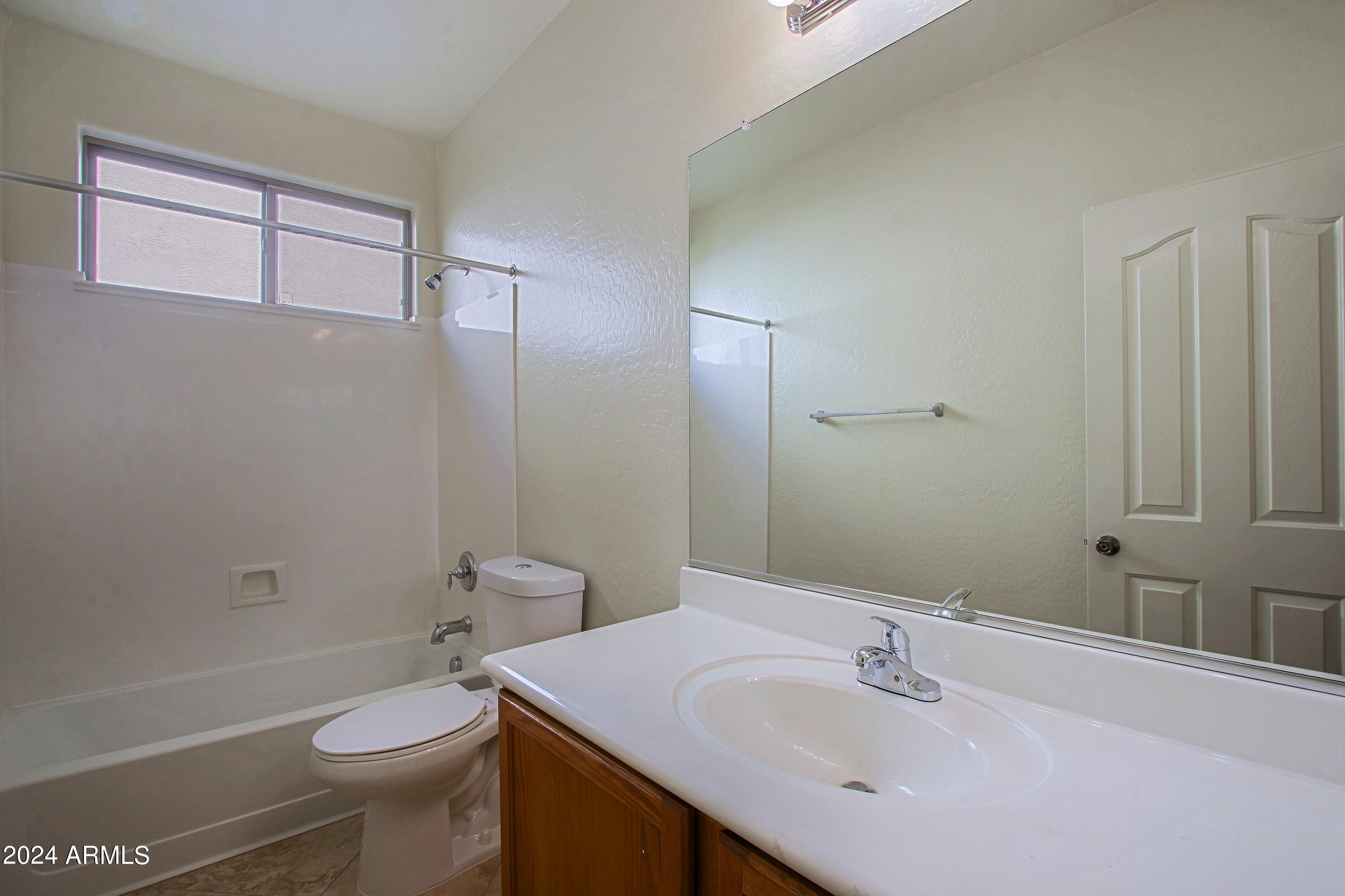 4298 South Ranger Trail Gilbert, AZ 85297 - Photo 18 of 40 2nd Bath