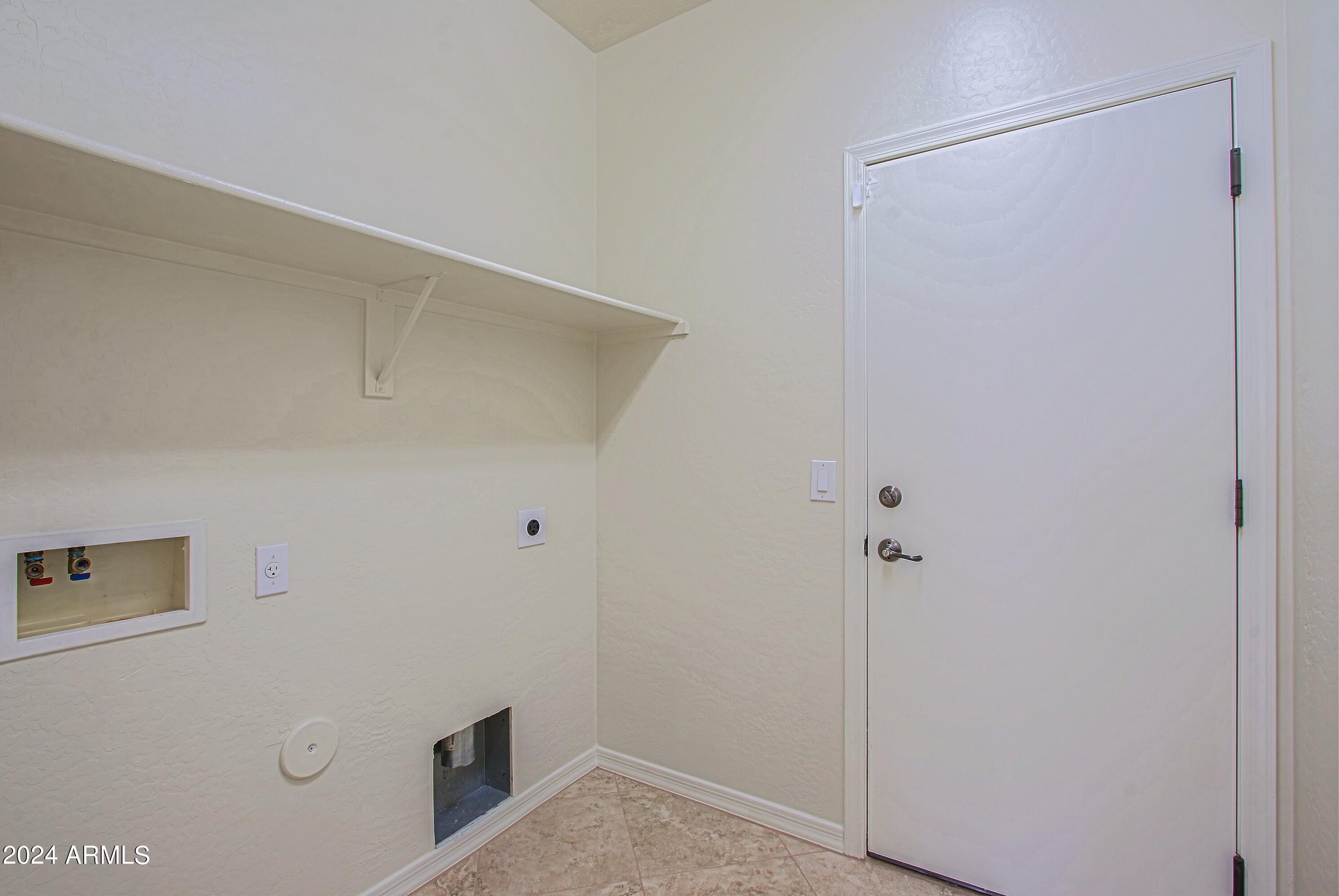 4298 South Ranger Trail Gilbert, AZ 85297 - Photo 20 of 40 Laundry Room
