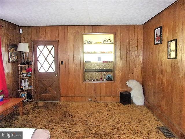 11 Burke Street Riverside, NJ 08075 - Photo 3 of 15 Living Room