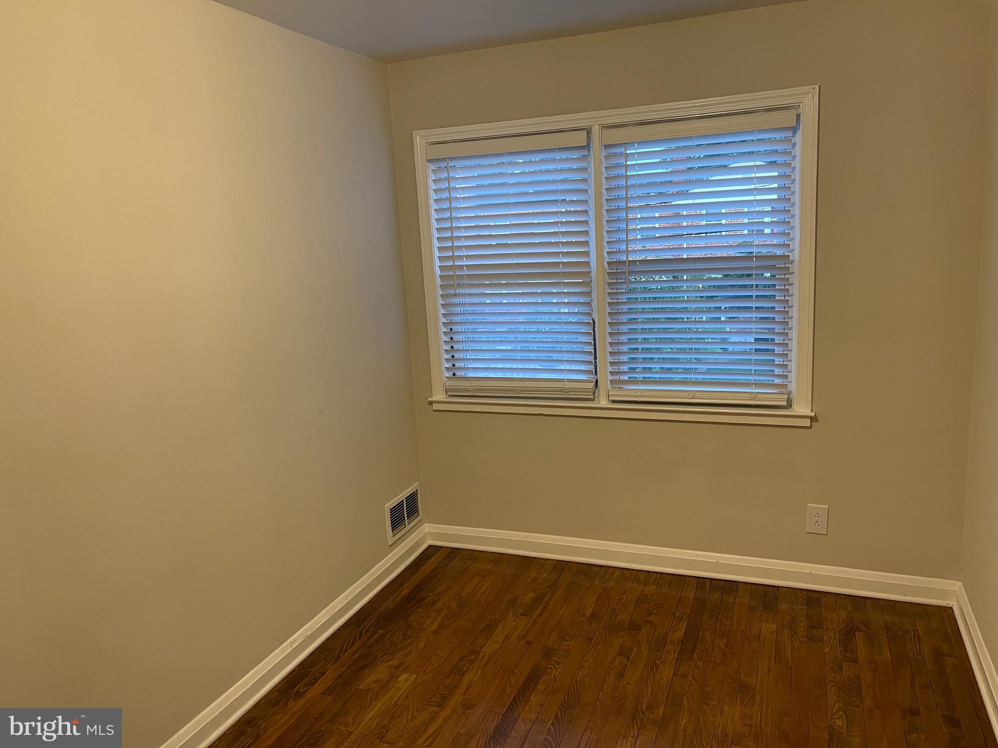 3411 Dunhaven Road Dundalk, MD 21222 - Photo 30 of 40