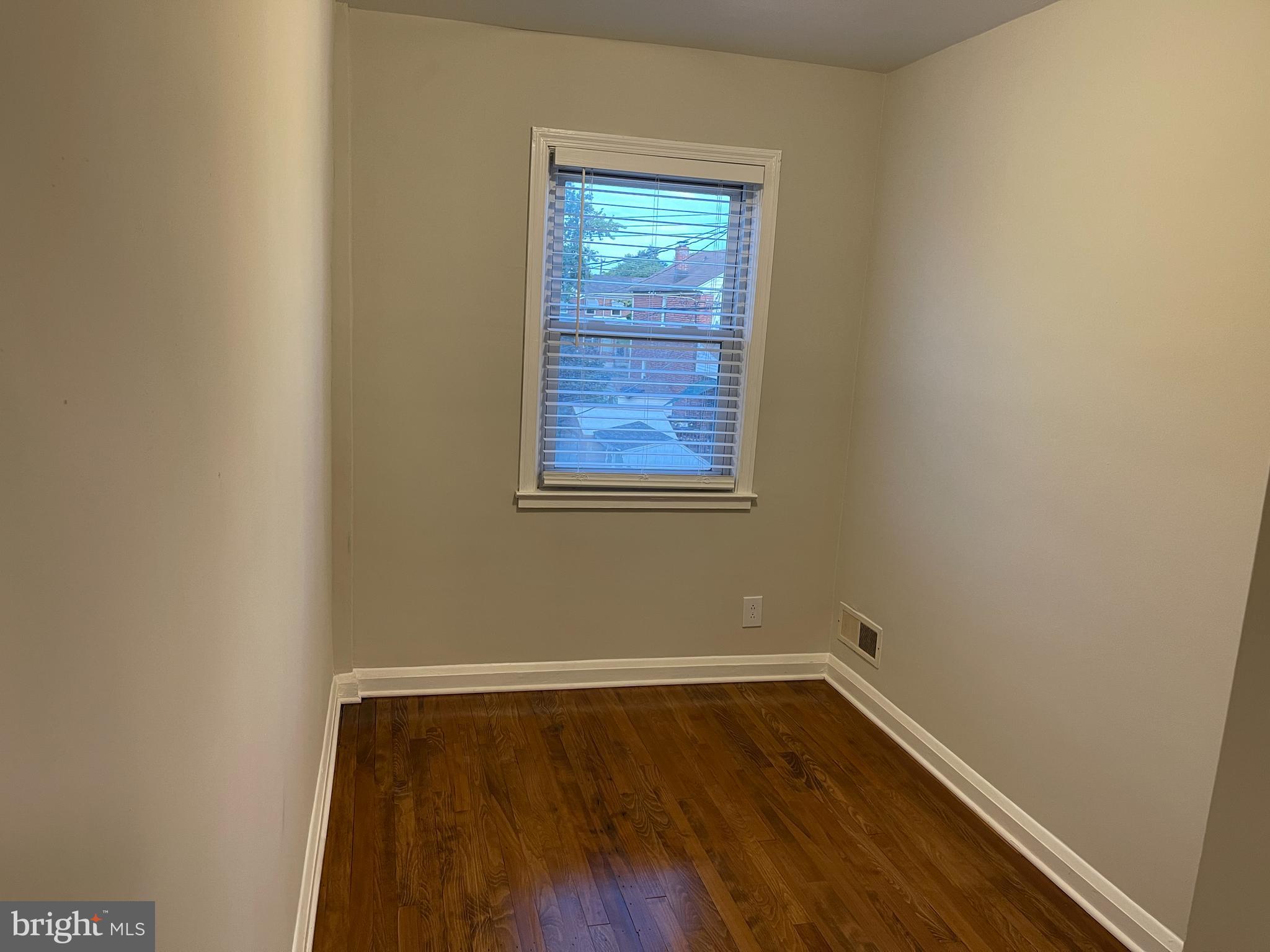 3411 Dunhaven Road Dundalk, MD 21222 - Photo 32 of 40