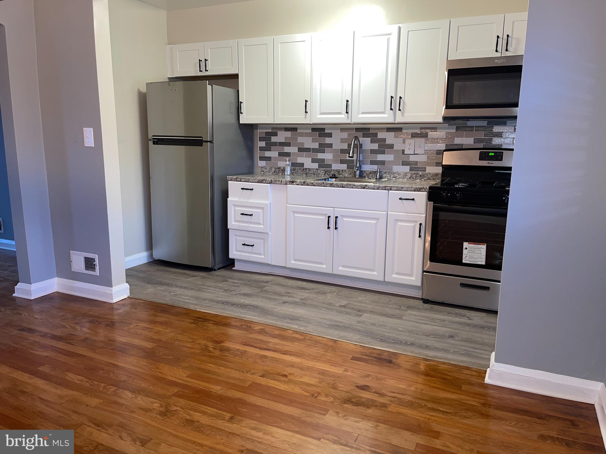 3411 Dunhaven Road Dundalk, MD 21222 - Photo 9 of 40