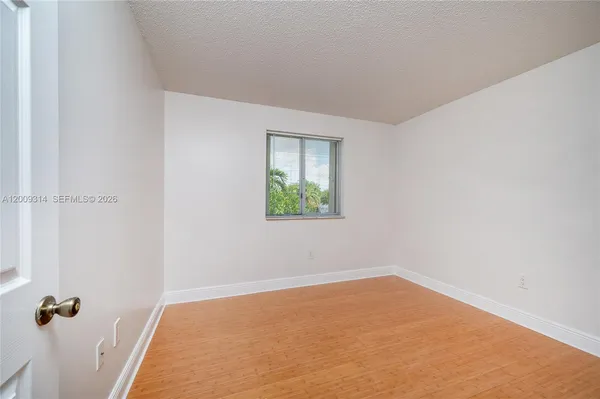 $3,300 | 13753 Southwest 160th Terrace, Miami, FL 33177