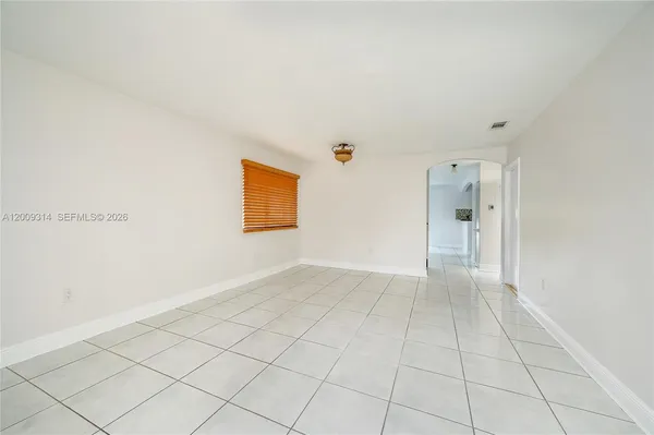 $3,300 | 13753 Southwest 160th Terrace, Miami, FL 33177