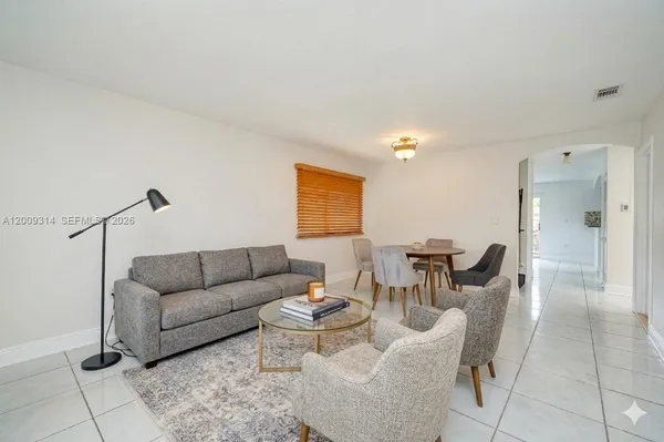 $3,300 | 13753 Southwest 160th Terrace, Miami, FL 33177