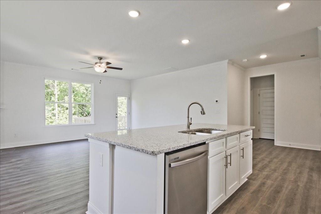 5956 Spring Street Lithonia, GA 30058 - Photo 14 of 33 Gallery Image 14
