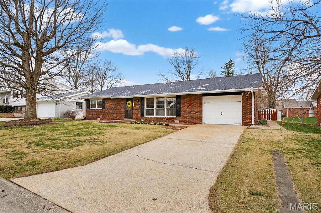 504 Fontainebleau O'Fallon, IL 62269 - Photo 2 of 22