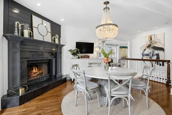 $1,575,000 | 1903 Elmore Avenue, Downers Grove, IL 60515