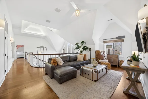 $1,575,000 | 1903 Elmore Avenue, Downers Grove, IL 60515