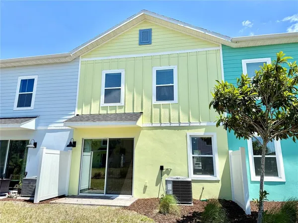$3,000 | 2906 Castaway Lane, Kissimmee, FL 34747