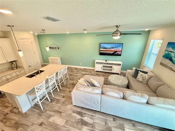 $3,000 | 2906 Castaway Lane, Kissimmee, FL 34747