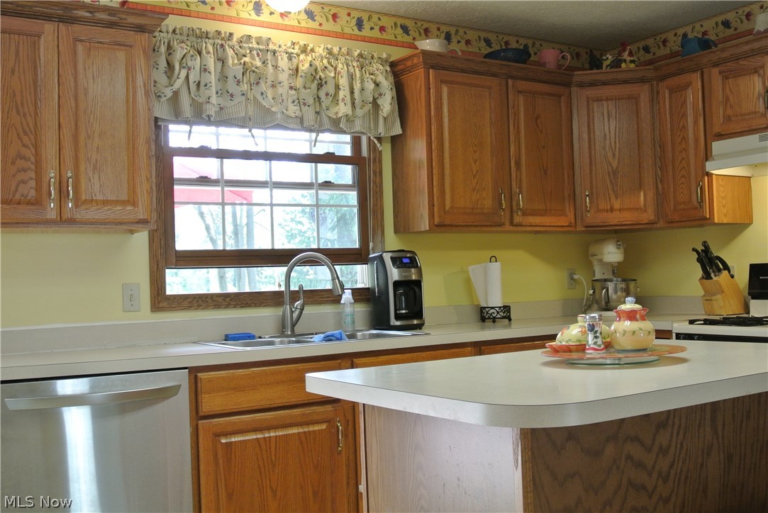 652 Timbercreek Road Northfield, OH 44067 - Photo 11 of 35 Gallery Image 11
