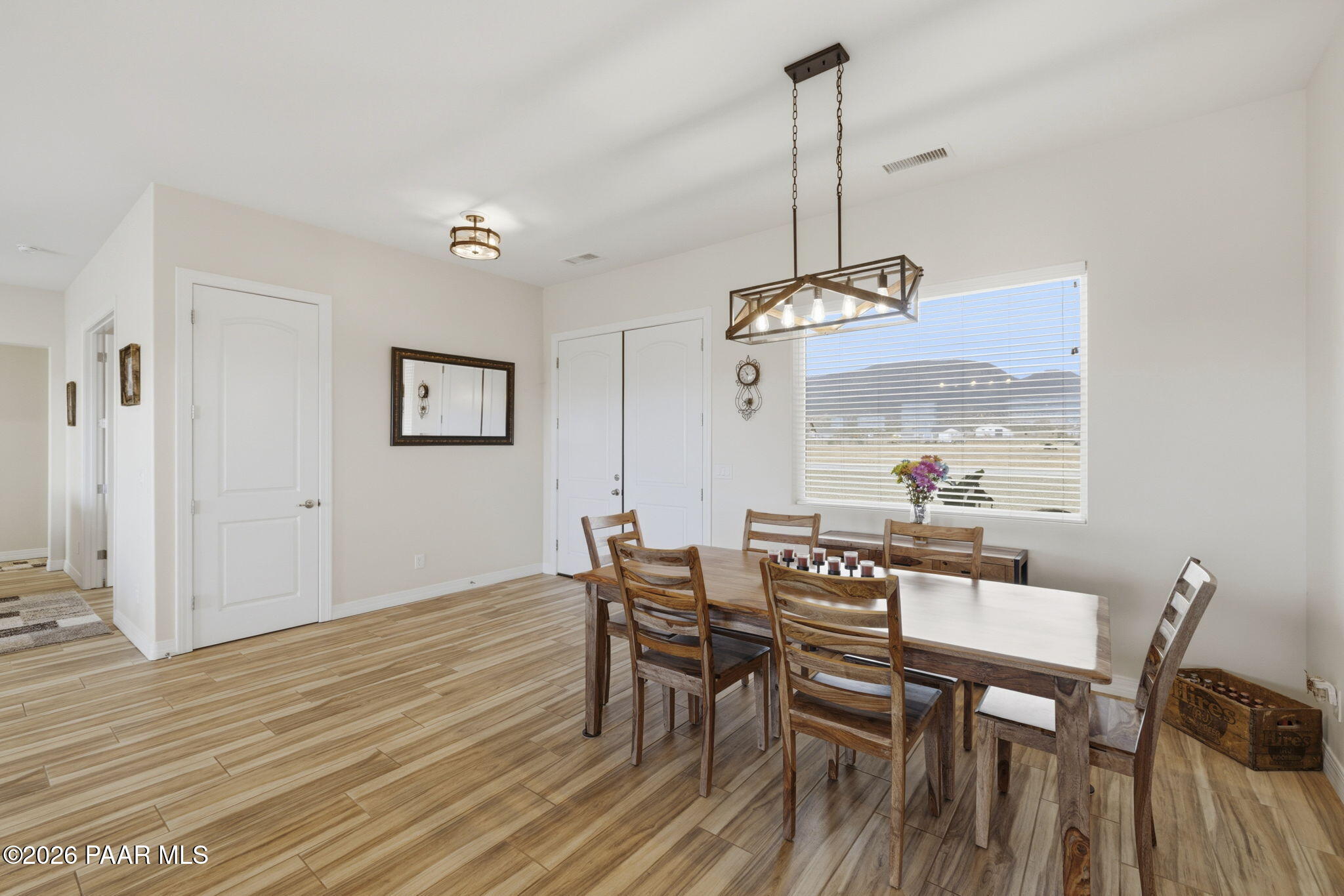 9860 North Loper Road Prescott Valley, AZ 86315 - Photo 7 of 46 17-Dining Room
