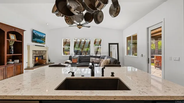 $1,100,000 | 34025 Summit View Place, Temecula, CA 92592